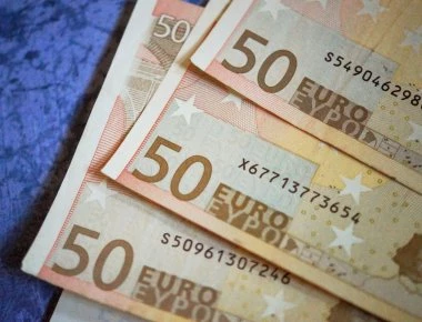 Αναδρομικά 1,2 δισ. ευρώ θα λάβουν ένστολοι, δικαστικοί, γιατροί του ΕΣΥ και πανεπιστημιακοί